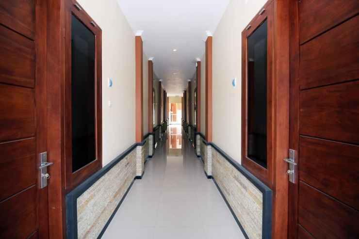 Cah Ayu Guest House Malang Buitenkant foto